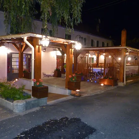 Le Clos St Jacques 3*