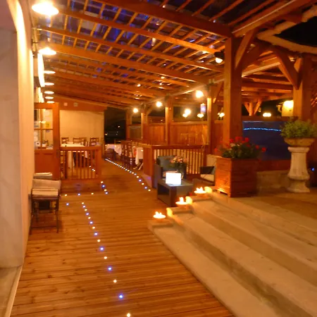 Hotel Le Clos St Jacques 3*